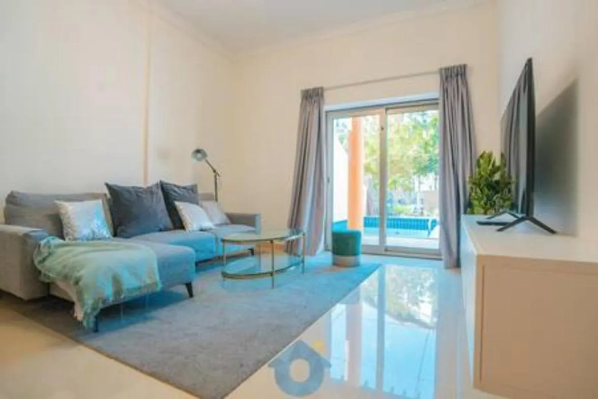 G15Sa Ultra-Modern 3-Br Duplex In Palm Jumeirah Dubai