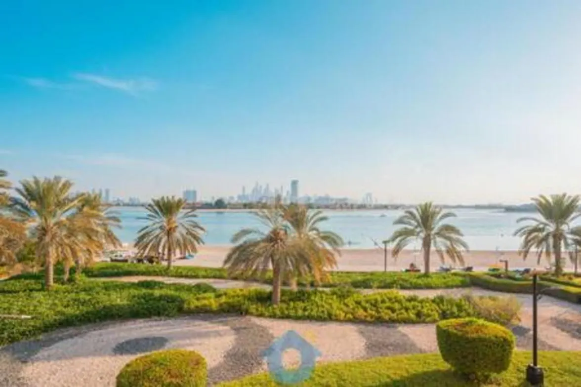 G15Sa Ultra-Modern 3-Br Duplex In Palm Jumeirah Dubai
